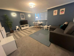 Majestic Modern Mews Apartment Pass The Keys